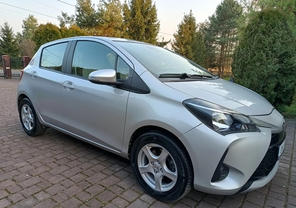 Toyota Yaris cena 46900 przebieg: 60000, rok produkcji 2018 z Gliwice małe 667